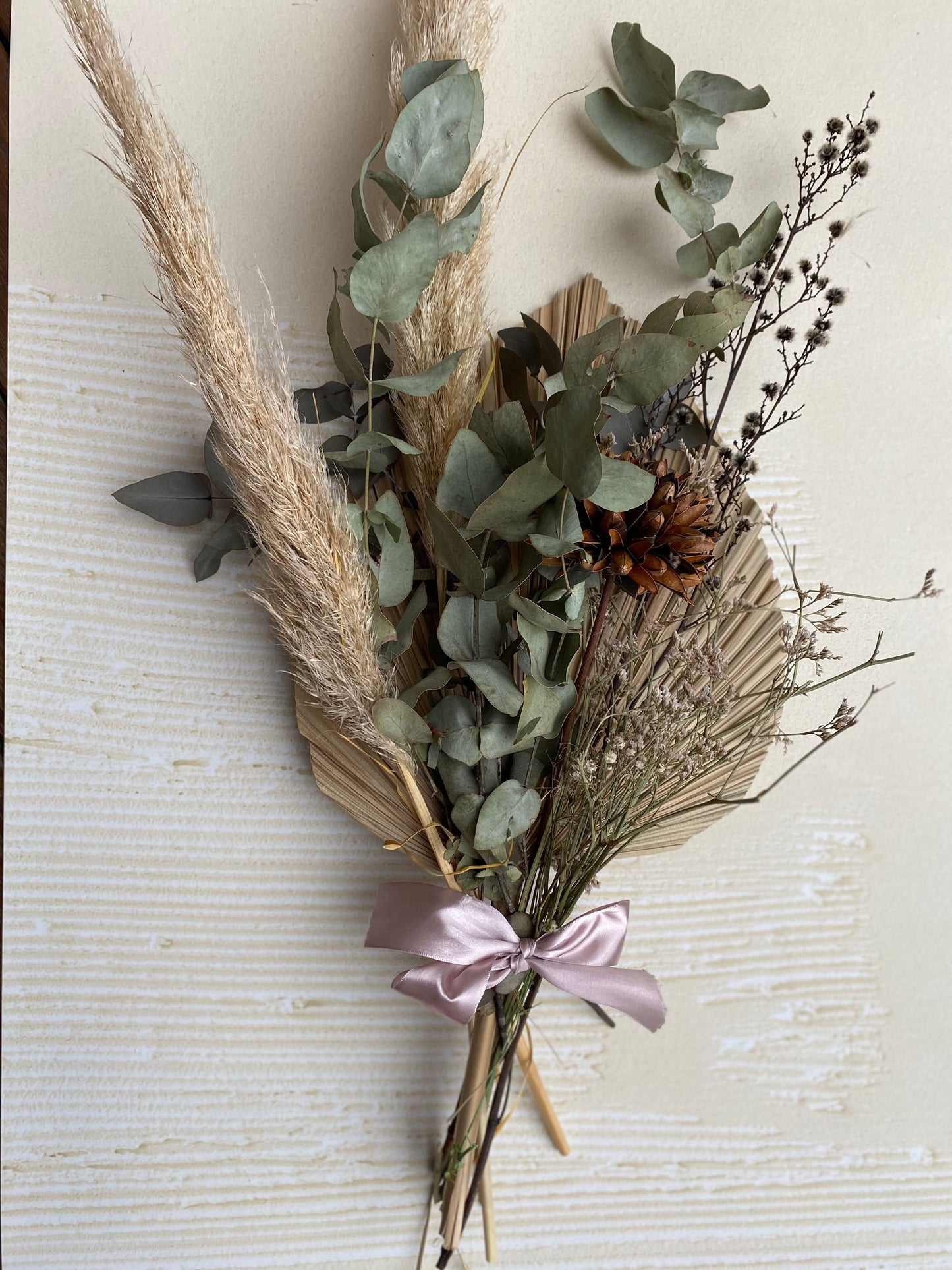 Neutral Bouquet