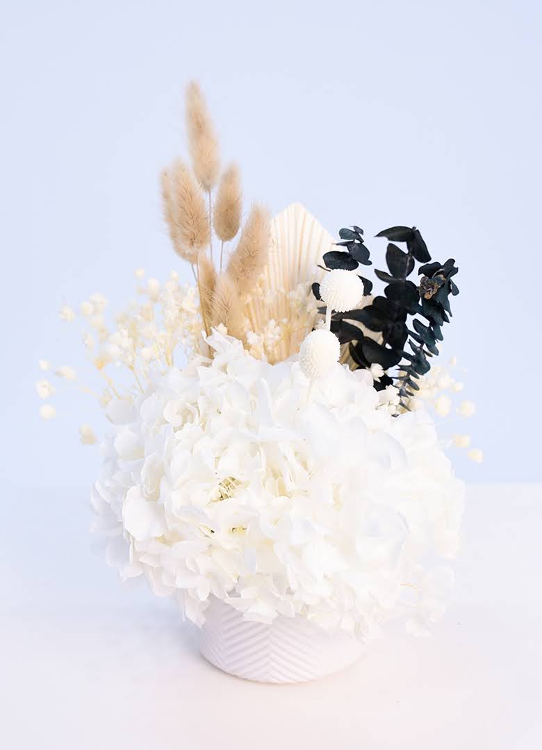 Mini Dried Flower Arrangement