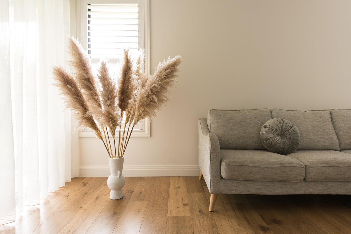 Pampas in a floor vase, perfect for the home